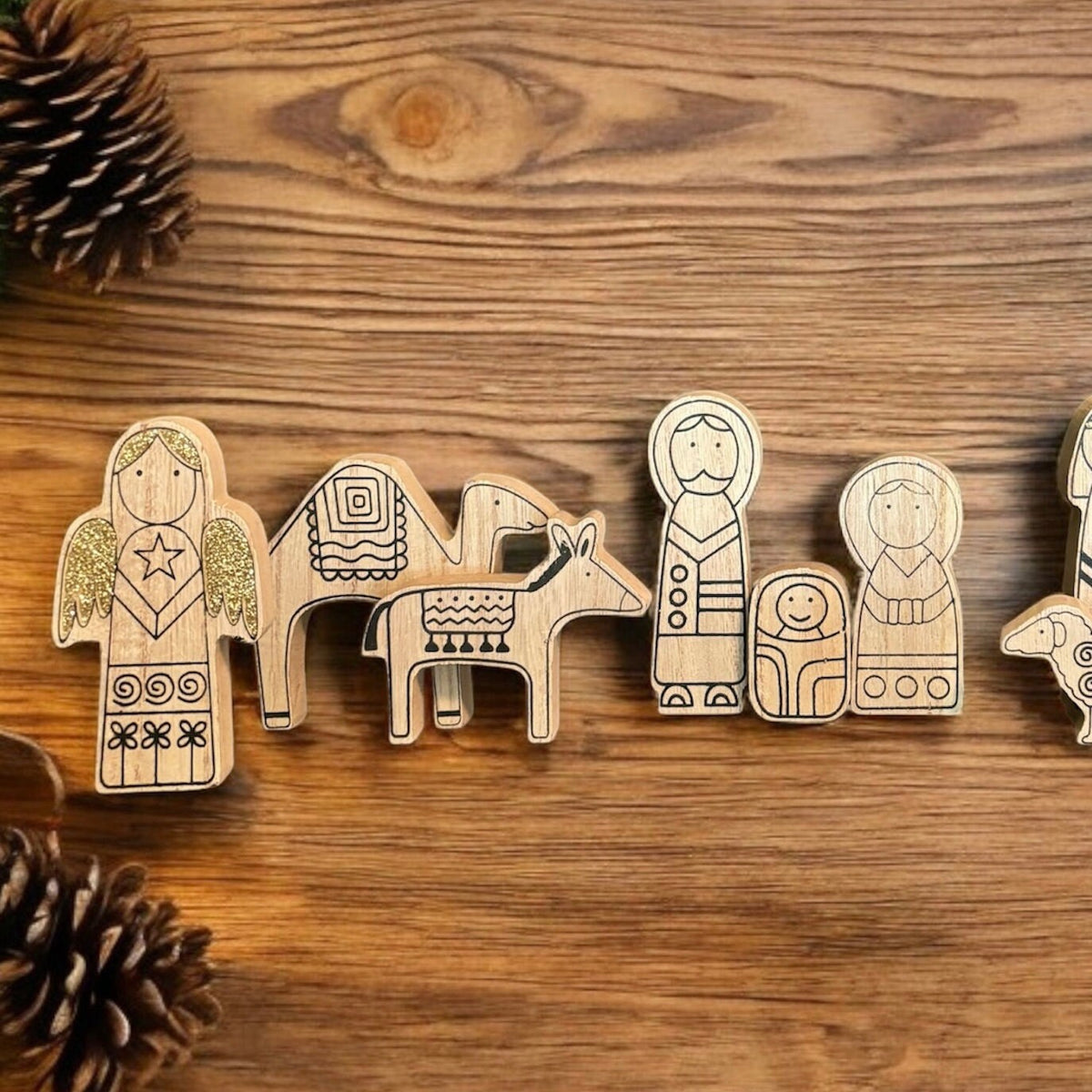 Christmas Nativity Countdown: 12 Days of Carols, Engraved Wood